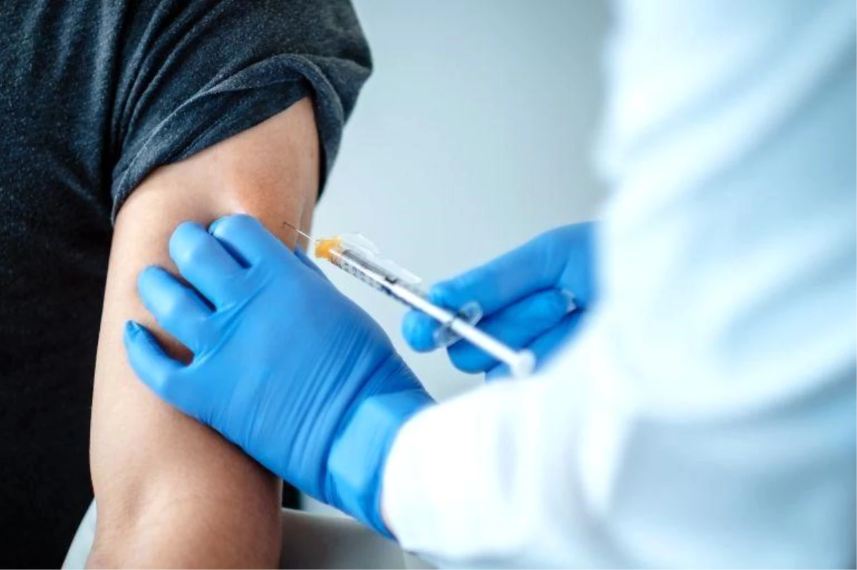 Almanya’da bir kişi 217 kez Covid aşısı oldu